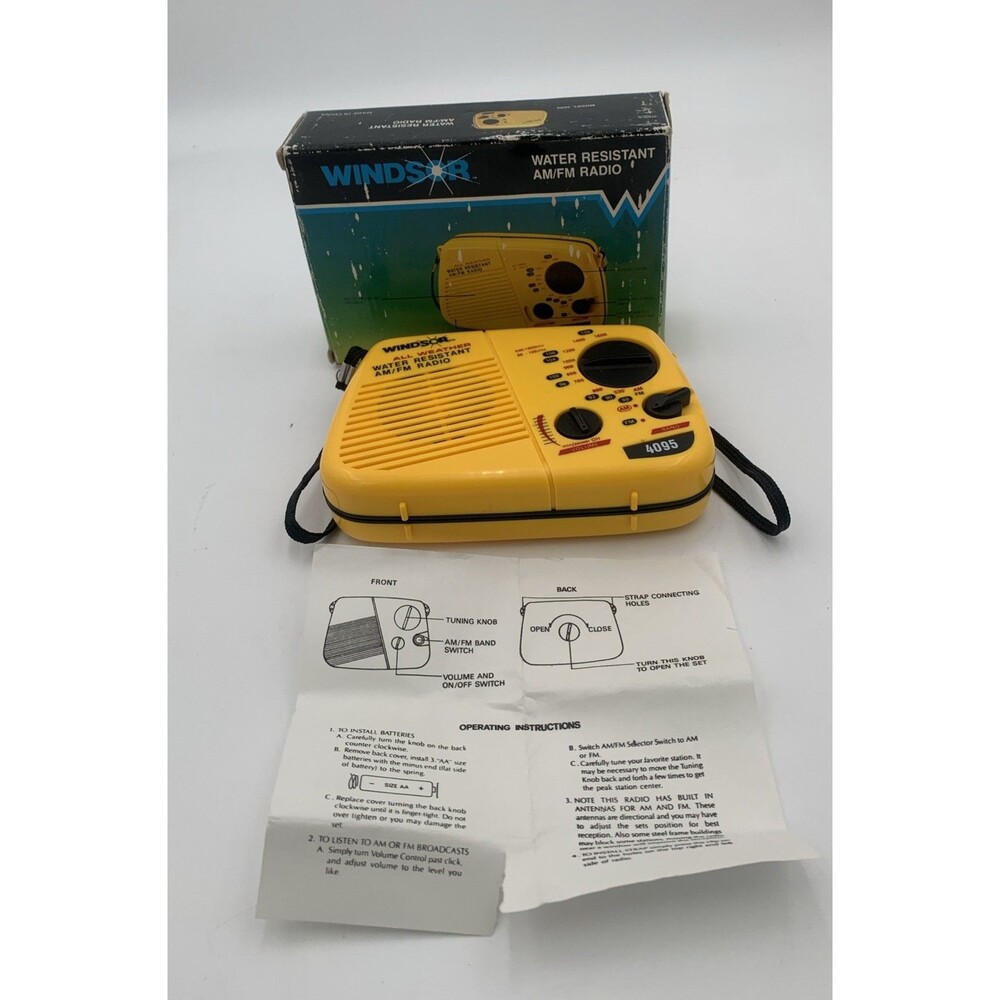 Vintage Windsor AM/FM Radio Water Resistant  In Original Box.